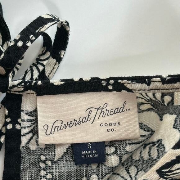 NWT Universal Thread Black/Cream Floral Smocked Waist Sundress Womens Size Small - Picture 10 of 12